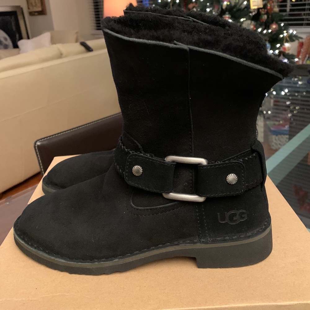 Ugg New W Centric Blk boots Sz 6.5